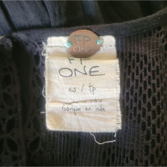 Free People FP One Flaw Away Back Crochet Tank Size XS - Picture 7 of 9